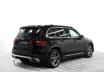 Подержанный автомобиль Mercedes-Benz GLB 2020 года (5 фото)