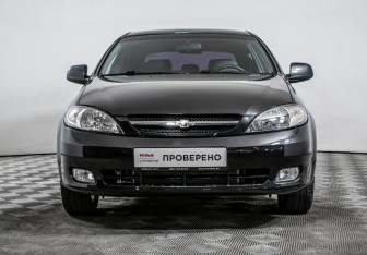 Подержанный автомобиль Chevrolet Lacetti Hatchback 2010 года (2 фото)