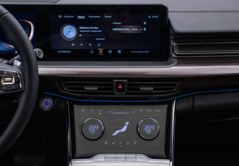 Подержанный автомобиль Exeed VX 2023 года (15 фото)