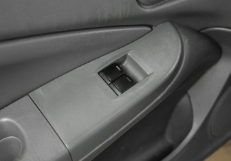 Подержанный автомобиль Nissan Almera Classic 2006 года (7 фото)