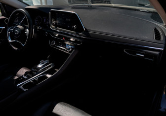 Подержанный автомобиль Hyundai Sonata 2019 года (7 фото)