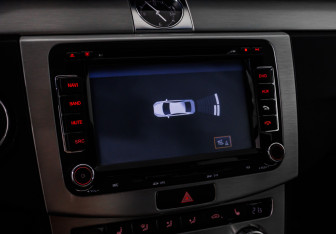 Подержанный автомобиль Volkswagen Passat Sedan 2012 года (13 фото)
