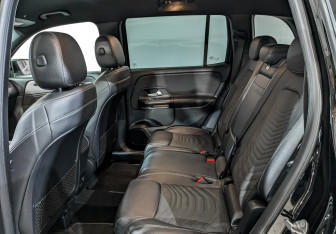 Подержанный автомобиль Mercedes-Benz GLB 2020 года (18 фото)