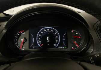 Подержанный автомобиль Opel Insignia Sedan 2014 года (11 фото)