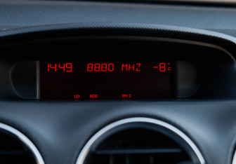 Подержанный автомобиль Peugeot 308 Hatchback 2012 года (13 фото)