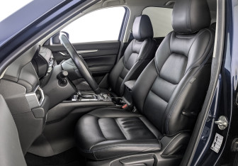 Подержанный автомобиль Mazda CX-5 2018 года (20 фото)