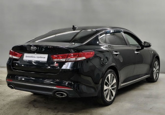 Подержанный автомобиль Kia Optima Sedan 2018 года (5 фото)