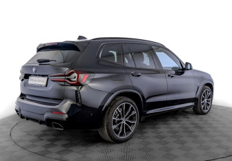 Подержанный автомобиль BMW X3 2024 года (5 фото)
