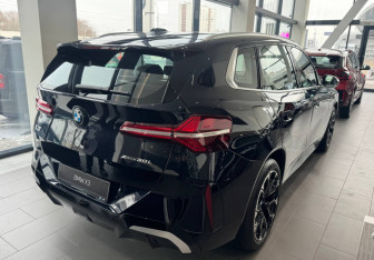 Новый BMW X3 2025 (4 фото)