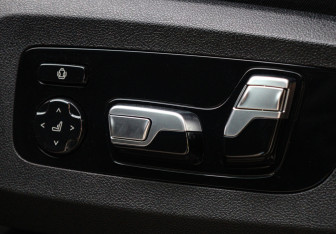 Подержанный автомобиль BMW X7 2019 года (28 фото)