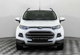 Подержанный автомобиль Ford EcoSport 2015 года (2 фото)