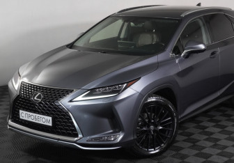 Подержанный автомобиль Lexus RX 2021 года (25 фото)