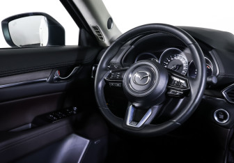 Подержанный автомобиль Mazda CX-8 2023 года (13 фото)