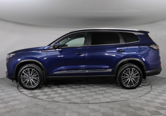 Подержанный автомобиль Chery Tiggo 8 Pro Max 2023 года (8 фото)