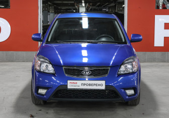 Подержанный автомобиль Kia Rio Sedan 2010 года (2 фото)