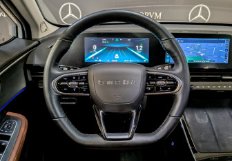 Подержанный автомобиль Omoda C5 2023 года (21 фото)