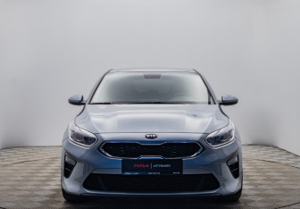 Подержанный автомобиль Kia Ceed Hatchback 2019 года (8 фото)