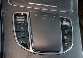 Подержанный автомобиль Mercedes-Benz GLC Coupe 2020 года (29 фото)