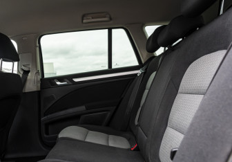 Подержанный автомобиль Skoda Superb Wagon 2012 года (13 фото)