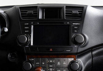 Подержанный автомобиль Toyota Highlander 2013 года (13 фото)