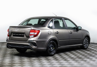 Подержанный автомобиль LADA (ВАЗ) Granta Sedan 2022 года (5 фото)