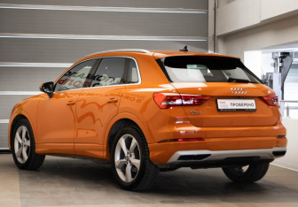 Подержанный автомобиль Audi Q3 2019 года (6 фото)