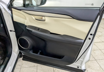 Подержанный автомобиль Lexus NX 2021 года (22 фото)