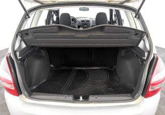 Подержанный автомобиль LADA (ВАЗ) Kalina Wagon 2017 года (10 фото)