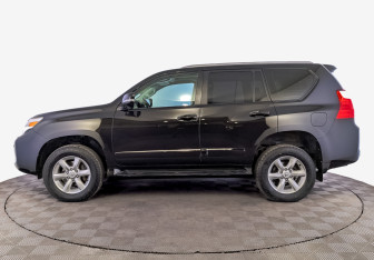 Подержанный автомобиль Lexus GX 2013 года (8 фото)