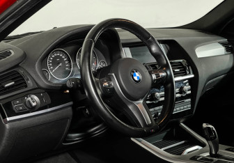 Подержанный автомобиль BMW X4 2018 года (11 фото)