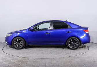 Подержанный автомобиль Kia Cerato Sedan 2012 года (3 фото)