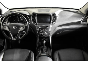 Подержанный автомобиль Hyundai Santa Fe 2015 года (11 фото)