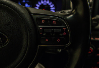 Подержанный автомобиль Kia Sportage 2018 года (12 фото)