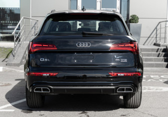 Новый Audi Q5 2025 (8 фото)