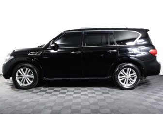 Подержанный автомобиль Infiniti QX56 2012 года (8 фото)