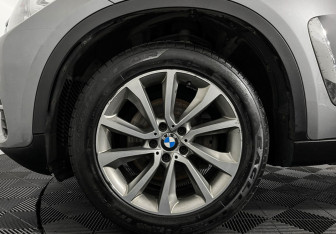Подержанный автомобиль BMW X6 2018 года (7 фото)