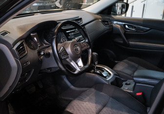 Подержанный автомобиль Nissan X-Trail 2020 года (12 фото)