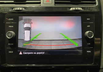 Подержанный автомобиль Volkswagen Golf Wagon 2017 года (16 фото)