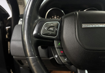 Подержанный автомобиль Land Rover Range Rover Evoque 2017 года (27 фото)