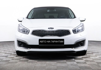 Подержанный автомобиль Kia Ceed Hatchback 2018 года (2 фото)