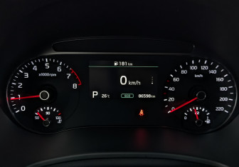 Подержанный автомобиль Kia Soul 2022 года (16 фото)