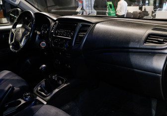 Подержанный автомобиль Mitsubishi L200 2019 года (7 фото)