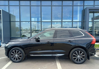 Подержанный автомобиль Volvo XC60 2020 года (8 фото)