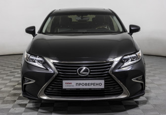 Подержанный автомобиль Lexus ES 2015 года (2 фото)