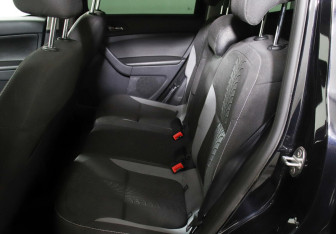 Подержанный автомобиль Skoda Yeti 2018 года (10 фото)