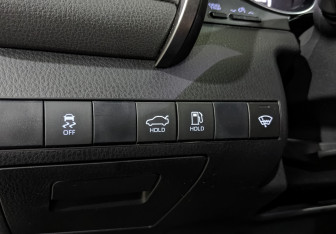 Подержанный автомобиль Toyota Camry Sedan 2021 года (27 фото)
