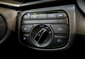 Подержанный автомобиль Infiniti QX50 2021 года (28 фото)