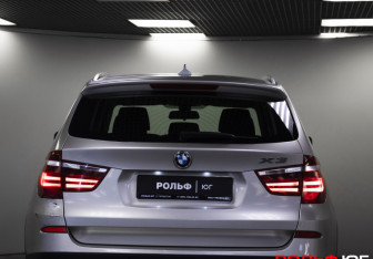 Подержанный автомобиль BMW X3 2013 года (22 фото)