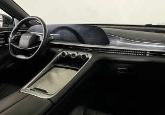 Подержанный автомобиль Exeed TXL 2023 года (9 фото)