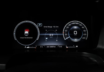 Подержанный автомобиль SsangYong Rexton 2022 года (11 фото)